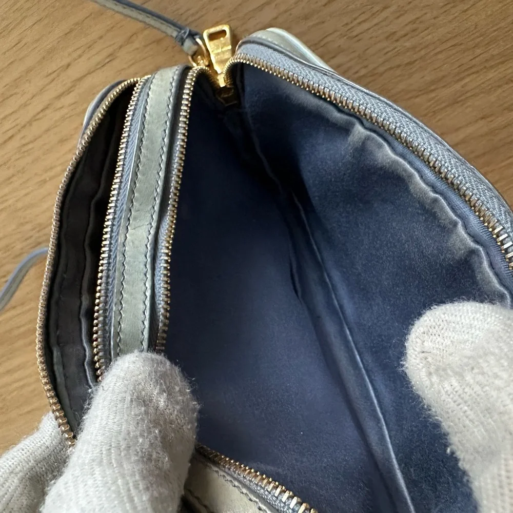 Miu Miu matelassé leather crossbody bag - Picture 10 of 14